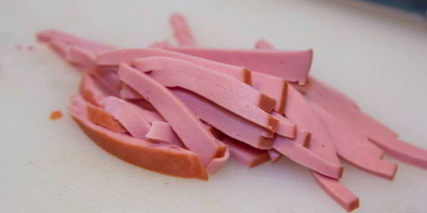 холодный свекольник с ботвой