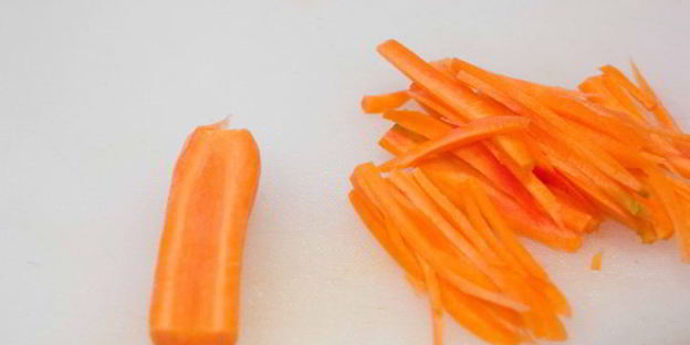 холодный свекольник с ботвой