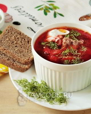 Классический горячий свекольник с мясом