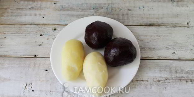 классический холодный свекольник на кефире