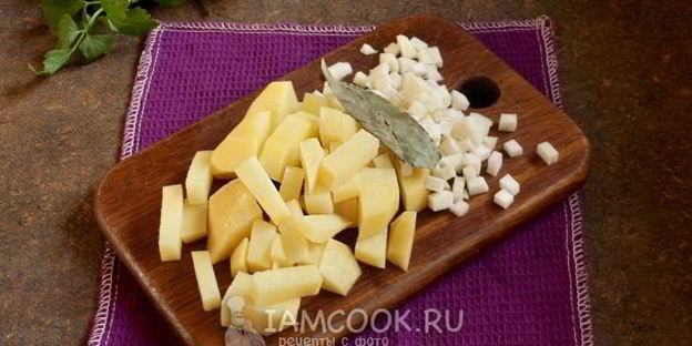 постный горячий свекольник