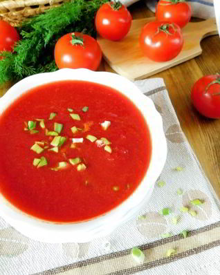 Постный свекольник с помидорами