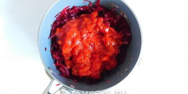 постный свекольник с помидорами