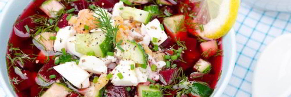 Свекольник с ботвой, огурцом и яйцом