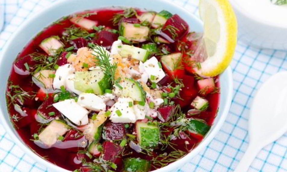 Рецепт свекольника с ботвой, огурцом и яйцом