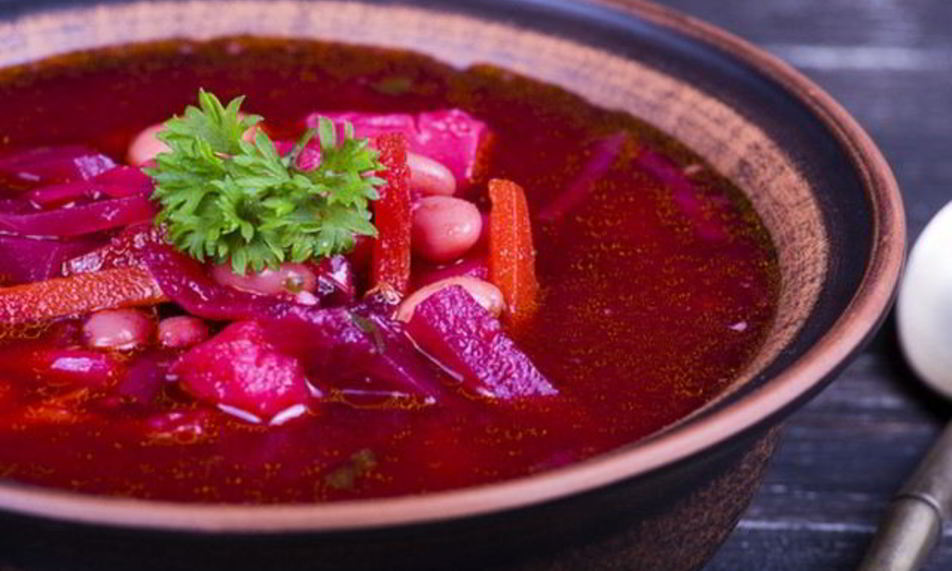 Рецепт свекольника с фасолью, томатной пастой и болгарским перцем