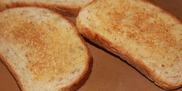 свекольник с гренками