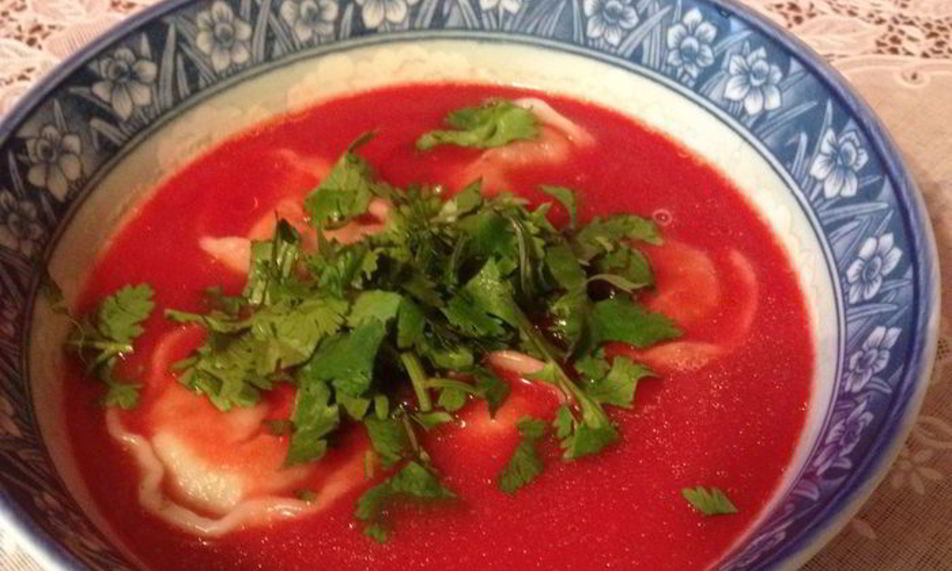 Рецепт свекольника с грибными пельмешками