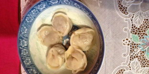 свекольник с грибными пельмешками