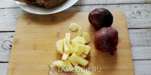 свекольник с капустой