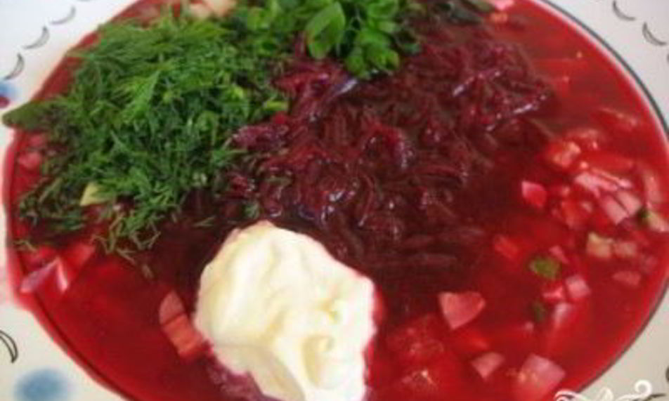 Рецепт свекольника с колбасой