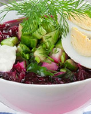 Свекольник с крапивой, огурцом и картофелем