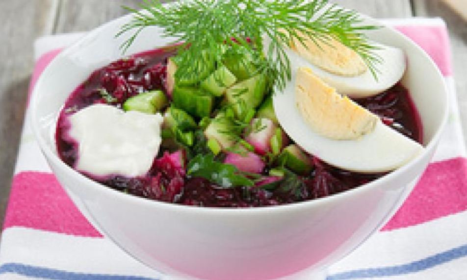 Рецепт свекольника с крапивой, огурцом и картофелем