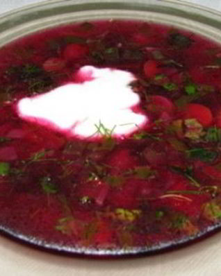 Свекольник с листьями свеклы