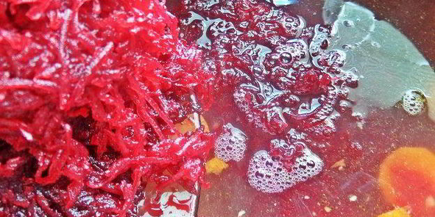 свекольник с сосисками