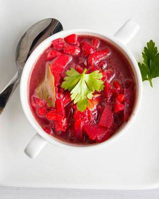 Теплый свекольник с мясом и болгарским перцем