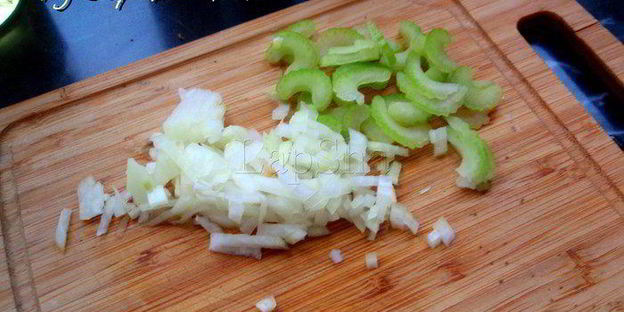 сырный крем-суп с грибами и курицей