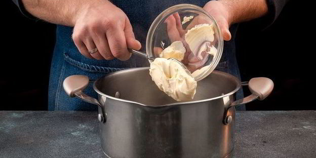 сырный крем-суп с крабовым мясом