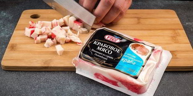 сырный крем-суп с крабовым мясом