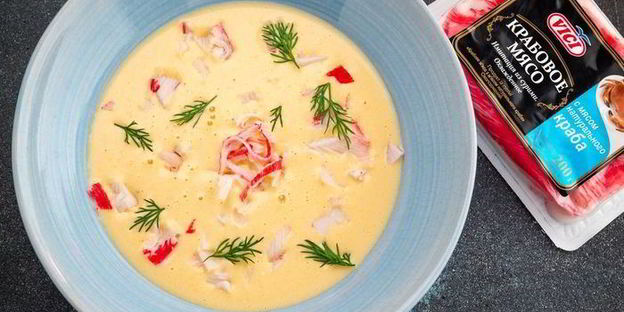 сырный крем-суп с крабовым мясом