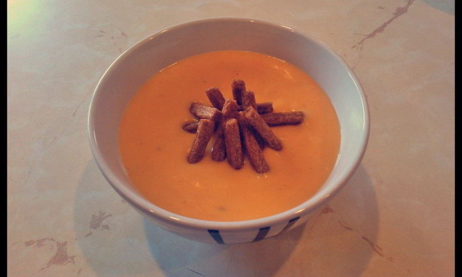 Рецепт сырного крема-супа с сухариками