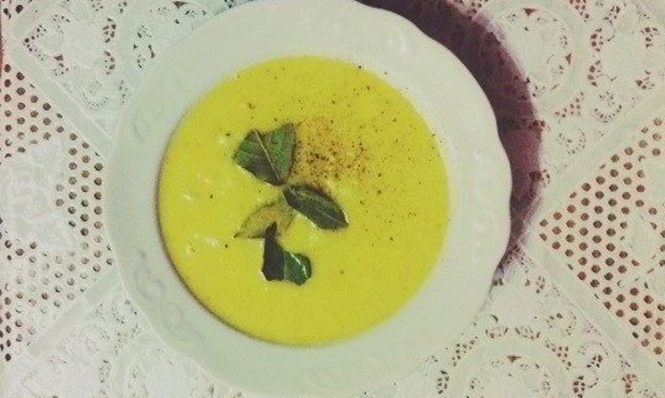 Рецепт сырного супа-пюре с черносливом и цветной капустой