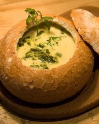 Сырный суп с брокколи и ветчиной