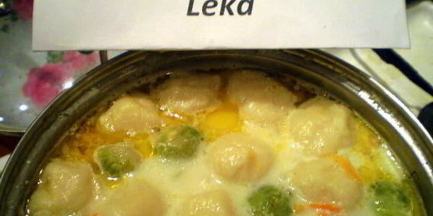 сырный суп с брюсельской капустой и клецками