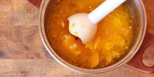 сырный суп с хрустящими морковными отрубями