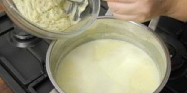 сырный суп с клецками