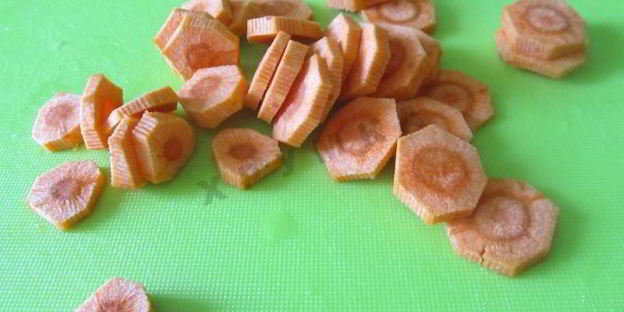 сырный суп с колбасой и плавленным сыром