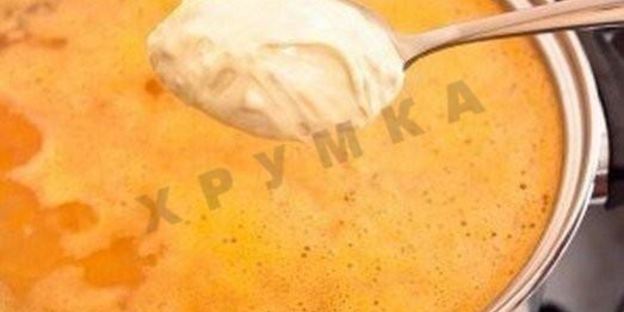 сырный суп с курицей и плавленным сыром и рисом