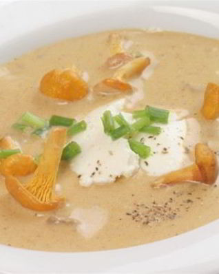 Сырный суп с лисичками