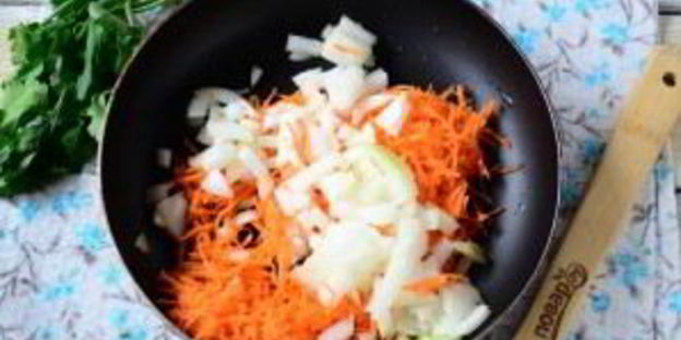 сырный суп с лососем и рисом