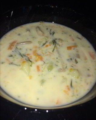 Сырный суп с шампиньонами и брокколи