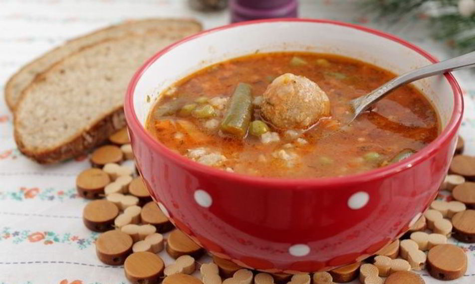 Рецепт томатного супа с рисом, овощами и фрикадельками