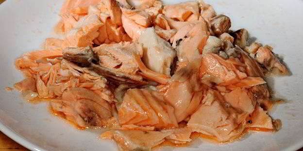 острый рыбный суп — уха с венгерским акцентом