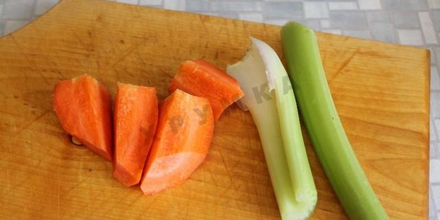 рыбный суп уха из карася