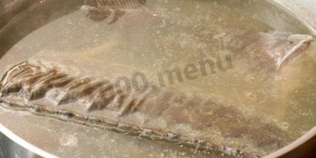 рыбный суп уха из осетра