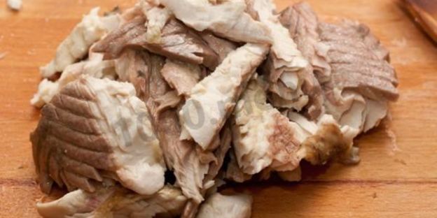 рыбный суп уха из осетра