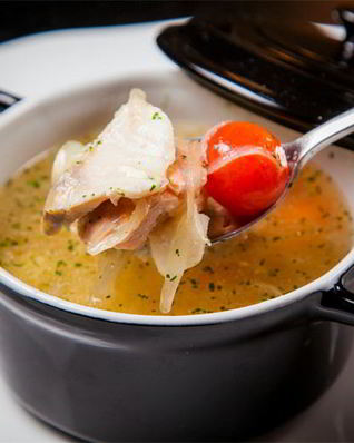 Уха из благородных рыб с печенью налима