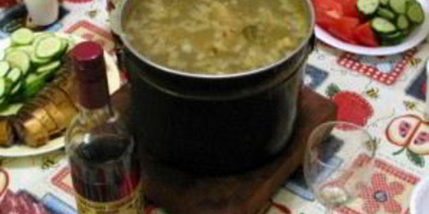 уха на природе