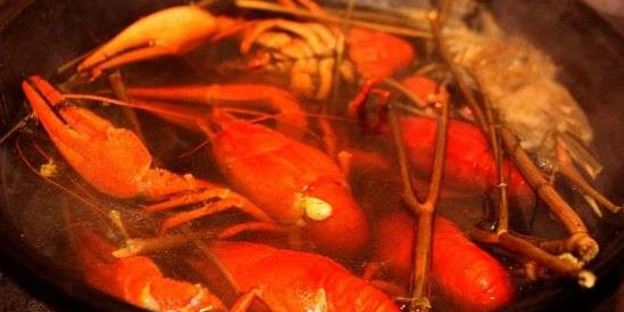 уха с речной рыбы