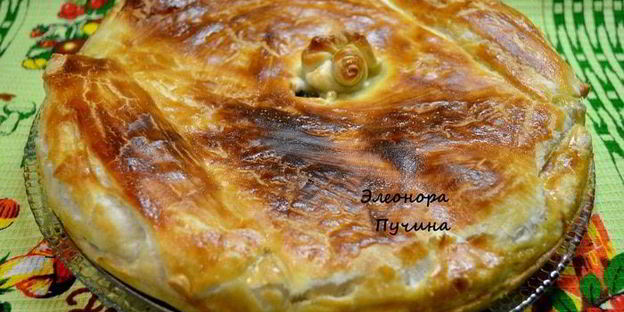 уха в горшочке с грибным пирогом