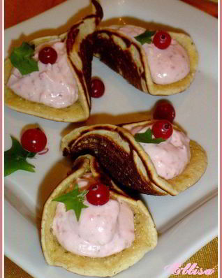 Блинчики арабские с творожно-клубничной начинкой