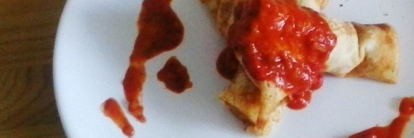 Блинчики с мясом в томатном соусе