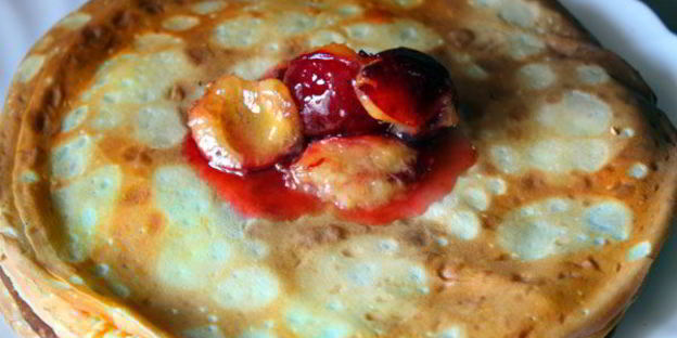 блинчики со сливами