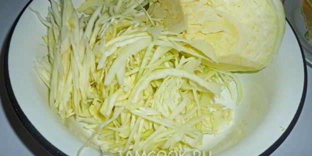 блины на рассоле с тушеной капустой