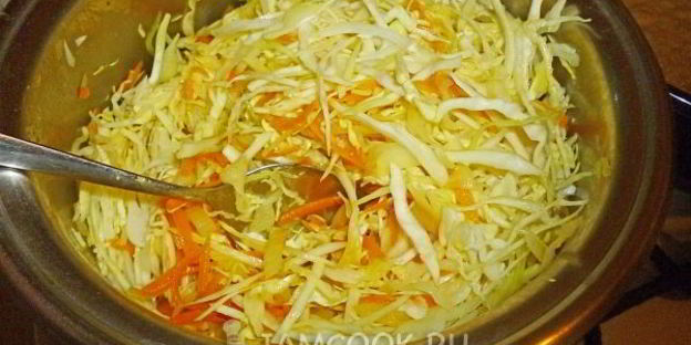 блины на рассоле с тушеной капустой