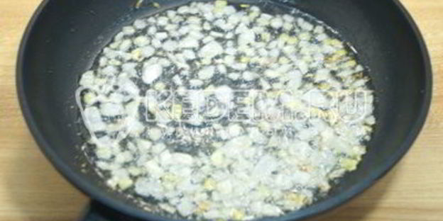 блины с фаршем и морковью по-корейски